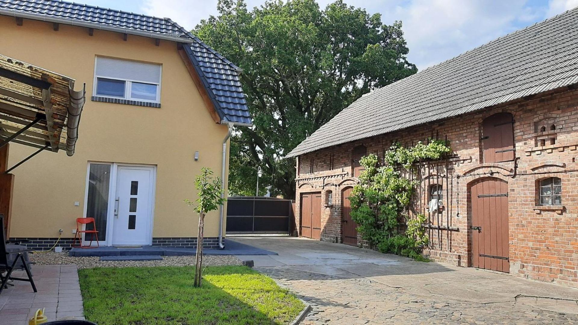 Ferienhaus Zur Eiche Am Dorfanger Villa Waldow Exterior foto